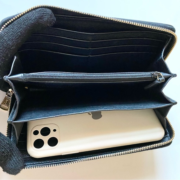 YVES SAINT LAURENT WALLET❤️ - Picture 2 of 10